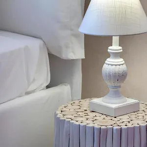 https://mamo-florence-thelma-louise-apartments.it-tuscanyhotel.com
