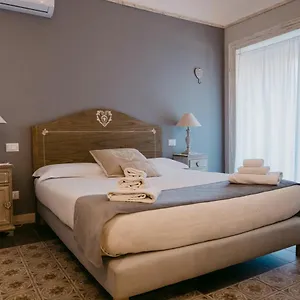 Alojamento de Acomodação e Pequeno-almoço La Casa Di Alma Luxury, Catânia