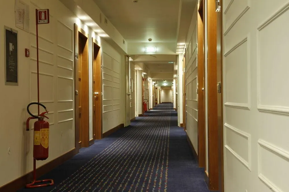 Catania International Airport Hotel 4*,