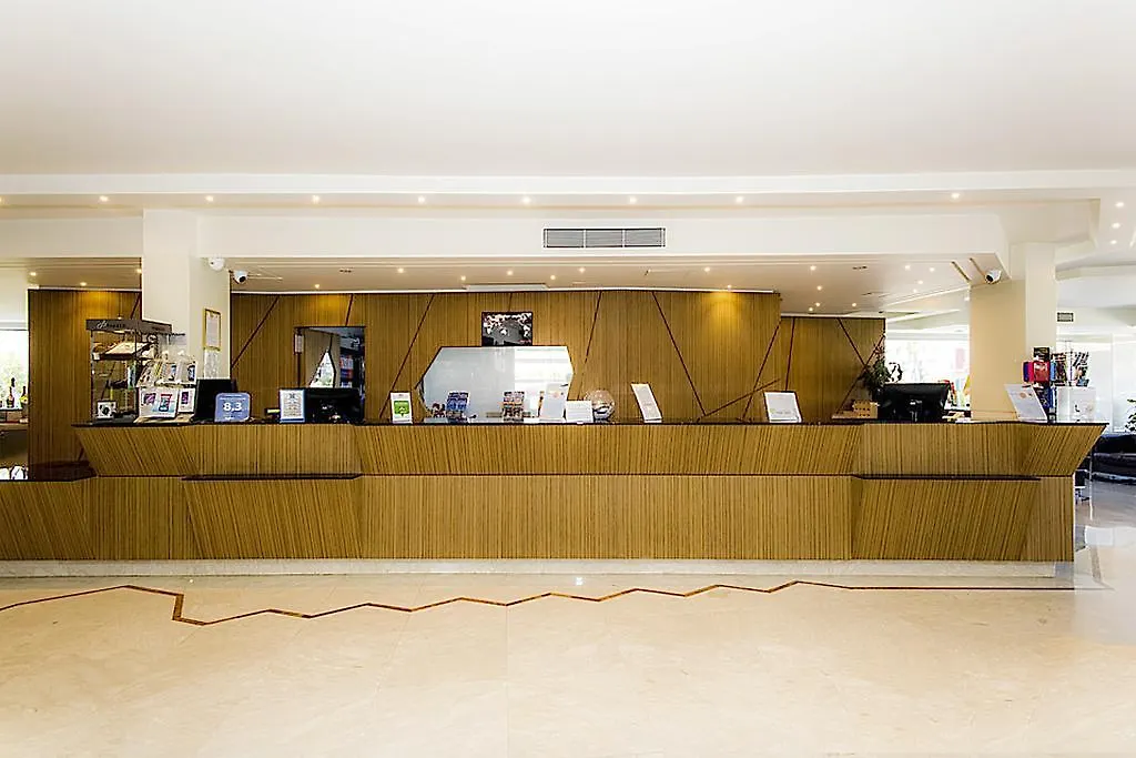 Catania International Airport Hotel 4*,